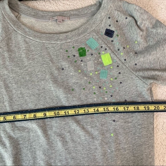 Gap Crewneck Sequin Beaded Rhinestone Sparkle Pullover Sweatshirt Grey Small - Picture 6 of 7